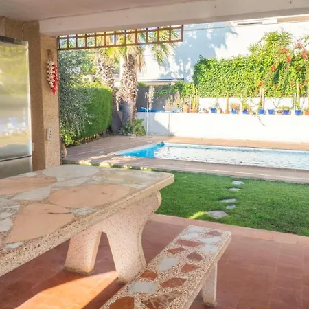 Holiday home Urbia - Xeckin Holidays *
